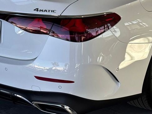 New 2026 Mercedes-Benz E 350 4MATIC Sedan image 4