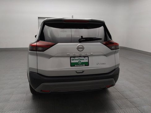 Used 2022 Nissan Rogue SV AWD/4WD image 6