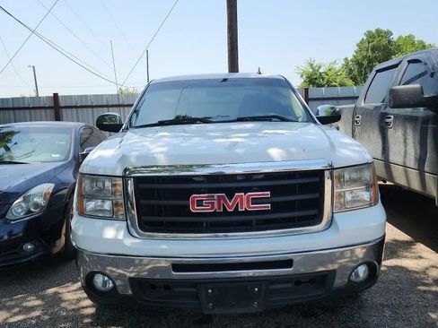 Used 2011 GMC Sierra 1500 SLE w/ Texas Edition RWD image 2