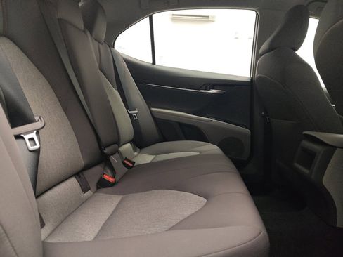 Used 2020 Toyota Camry LE w/ Convenience Package image 19