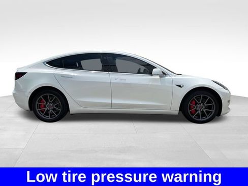Used 2019 Tesla Model 3 Mid Range RWD image 6