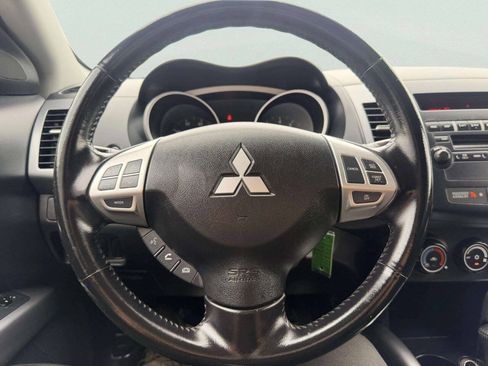 Used 2010 Mitsubishi Outlander ES AWD/4WD image 27