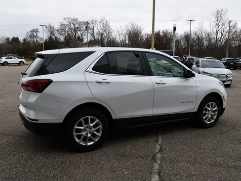 Used 2022 Chevrolet Equinox LT image 7