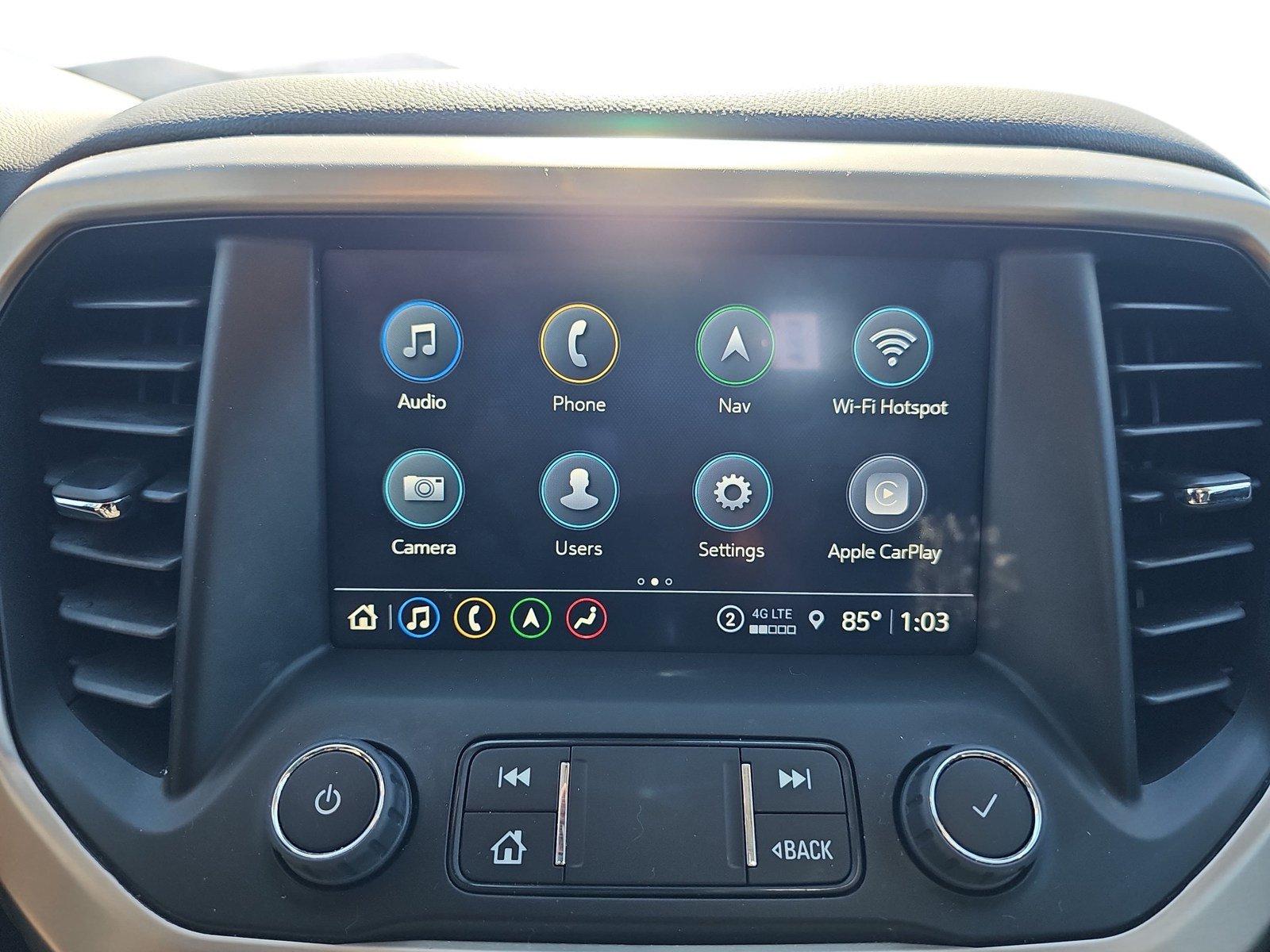 Used 2023 GMC Acadia Denali w/ Denali Ultimate Package FWD image 18