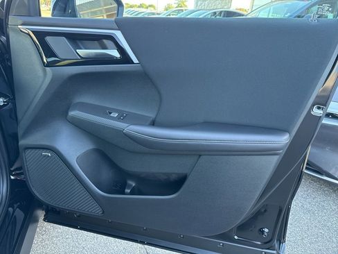 New 2025 Mitsubishi Outlander ES image 34