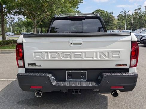 Certified 2025 Honda Ridgeline TrailSport+ image 6