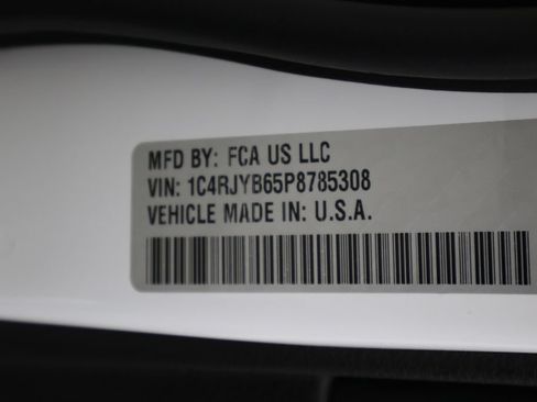 Used 2023 Jeep Grand Cherokee 4WD 4xe image 52