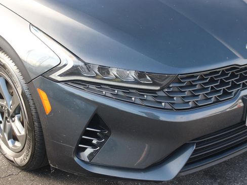 Used 2021 Kia K5 LXS image 9