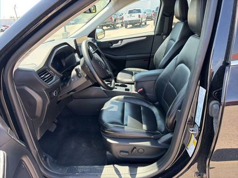 Certified 2024 Ford Escape Platinum AWD/4WD image 4