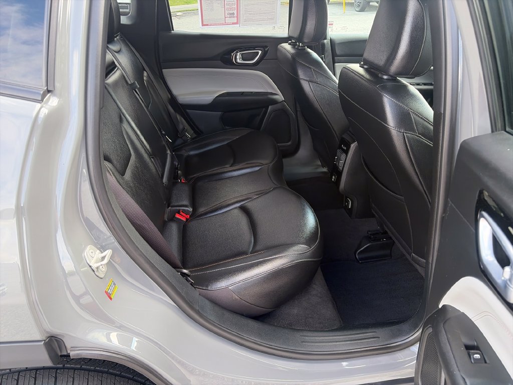 Used 2024 Jeep Compass Limited AWD/4WD image 37