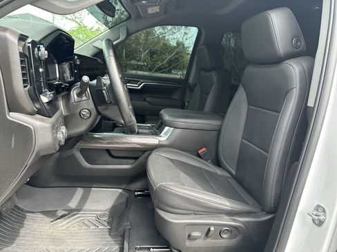 Certified 2024 Chevrolet Silverado 1500 LTZ w/ Z71 Off-Road Package AWD/4WD image 15