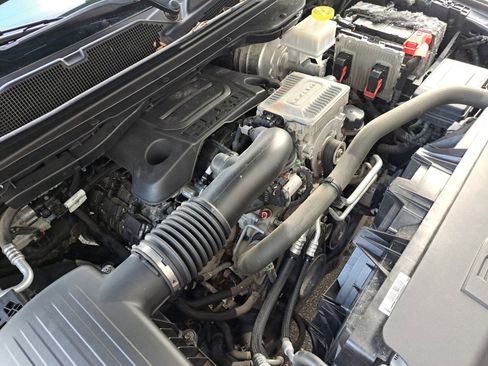 Used 2020 RAM 1500 Laramie image 28