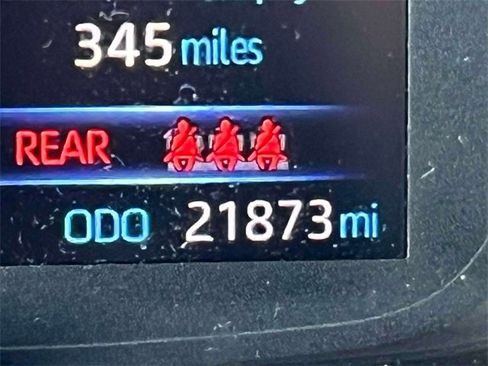 Used 2022 Toyota Corolla LE image 28