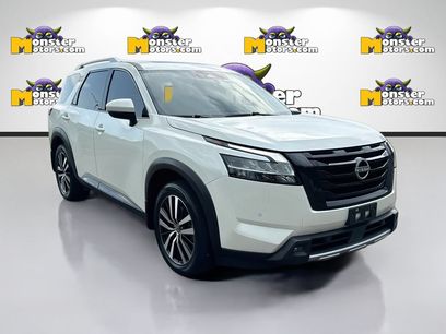 Used 2024 Nissan Pathfinder Platinum