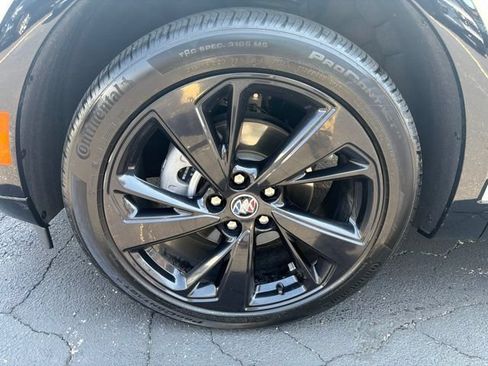 Used 2023 Buick Envision Essence w/ Sport Touring Package AWD/4WD image 10