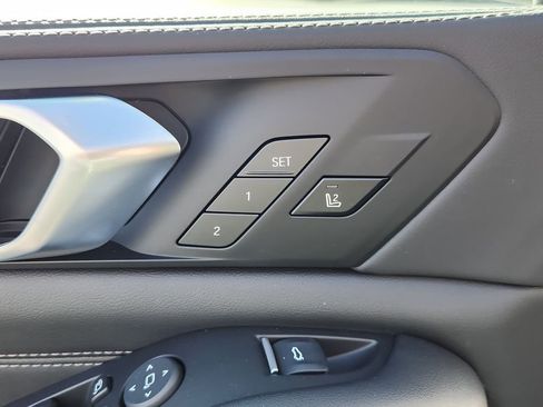 New 2026 BMW X5 xDrive50e AWD/4WD image 17