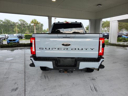 Used 2025 Ford F250 Lariat w/ Lariat Ultimate Package AWD/4WD image 3