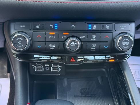 Used 2024 Dodge Durango Citadel AWD/4WD image 18