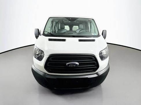 Certified 2019 Ford Transit 250 148 Low Roof RWD image 3
