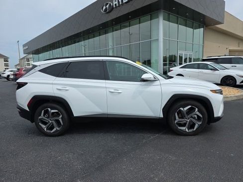 Certified 2024 Hyundai Tucson Limited FWD image 18