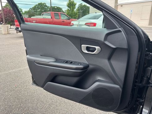 Used 2025 Kia K4 FWD image 18