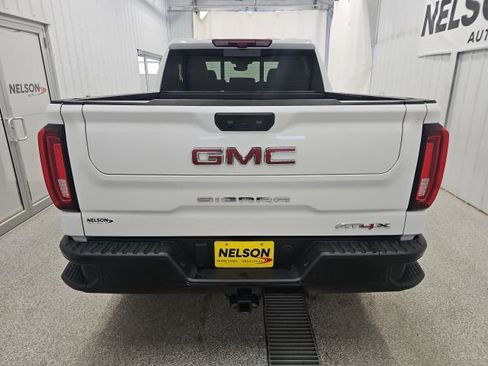 Used 2025 GMC Sierra 1500 AT4X image 7