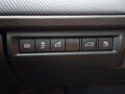 Used 2025 Toyota Camry SE FWD image 22