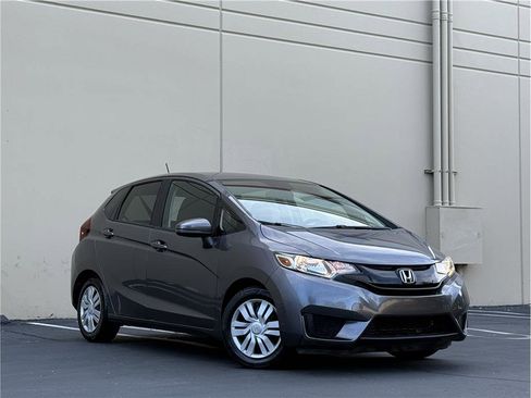 Used 2016 Honda Fit LX image 25