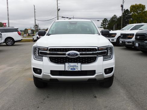 New 2025 Ford Ranger XLT w/ Chrome Accent Package image 2