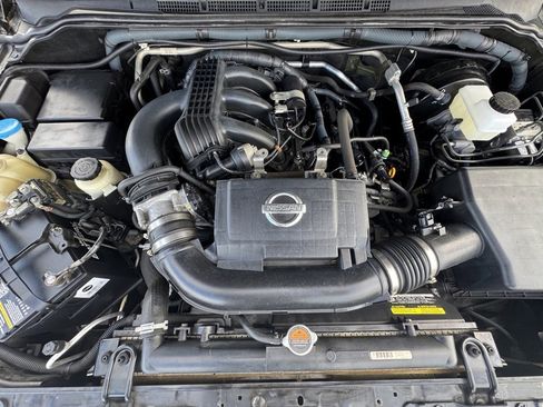 Used 2012 Nissan Xterra S w/ Value Package image 10