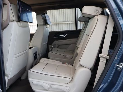 New 2026 GMC Yukon Denali AWD/4WD image 16