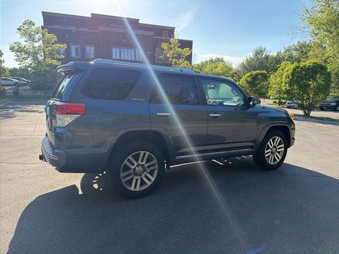 Used 2010 Toyota 4Runner 4WD image 17