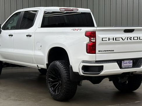 Used 2024 Chevrolet Silverado 1500 Custom w/ LPO, Dark Essentials Package AWD/4WD image 3