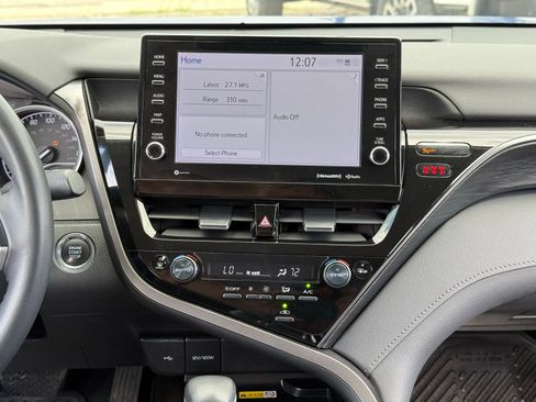 Used 2024 Toyota Camry XLE FWD image 20