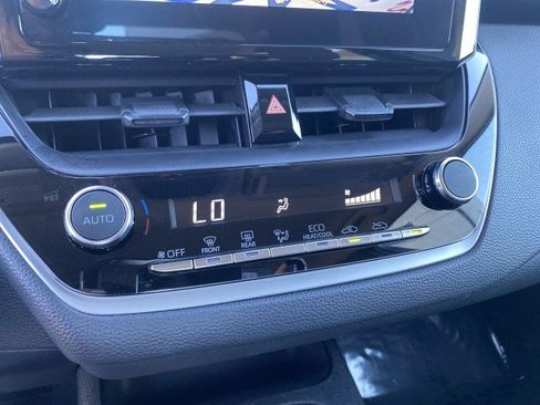 Used 2024 Toyota Corolla LE image 17