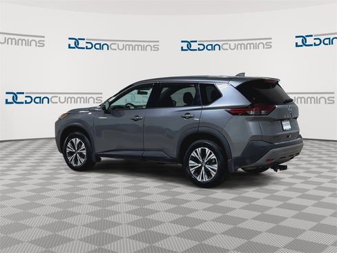 Used 2021 Nissan Rogue SV image 7