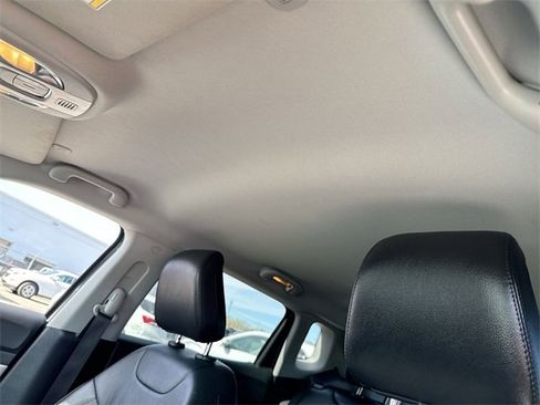 Used 2022 Jeep Compass Limited image 21