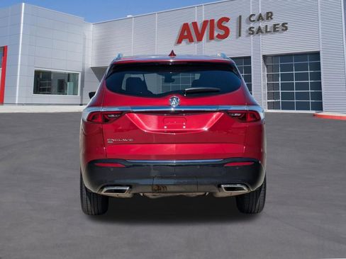 Used 2024 Buick Enclave Premium AWD/4WD image 7