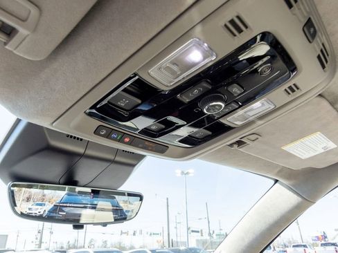 Certified 2025 Cadillac Escalade Sport Platinum w/ LPO, ONYX Package image 36