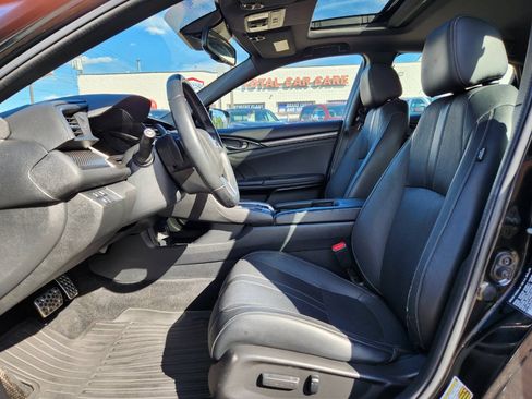 Used 2017 Honda Civic Sport Touring image 11