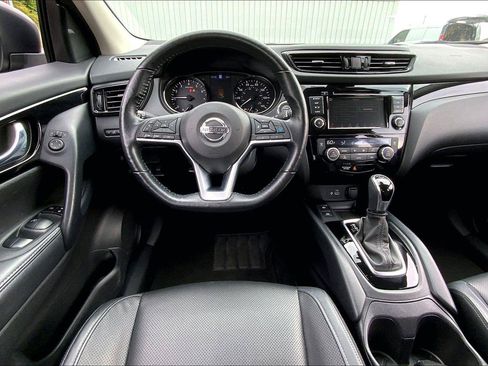 Used 2022 Nissan Rogue Sport SL AWD/4WD image 5