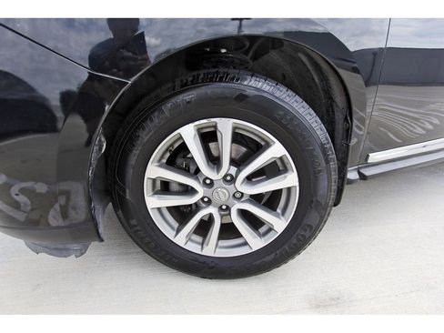 Used 2016 Nissan Pathfinder SL w/ Trailer Tow Package FWD image 30