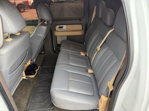 Used 2011 Ford F150 XLT w/ XLT Convenience Pkg image 11