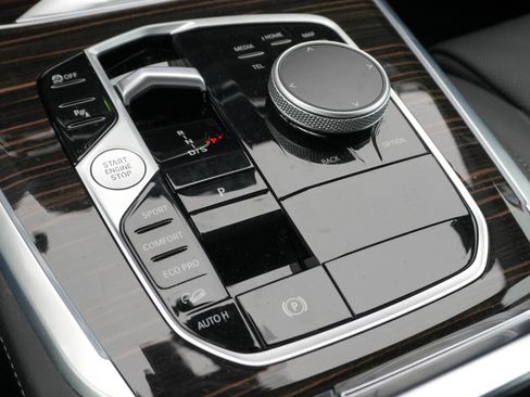 Used 2025 BMW X5 xDrive40i image 27