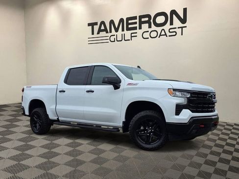 Used 2023 Chevrolet Silverado 1500 LT Trail Boss w/ Protection Package AWD/4WD image 1