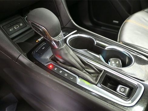 Certified 2023 Chevrolet Equinox Premier image 29