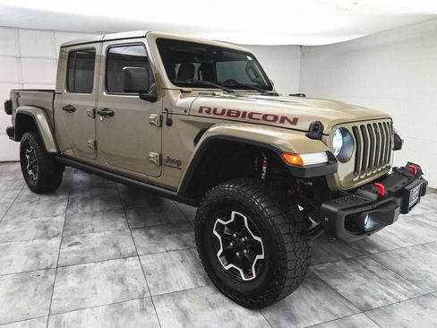 Used 2020 Jeep Gladiator Rubicon AWD/4WD image 3