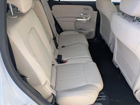 Certified 2026 Mercedes-Benz GLB 250 4MATIC image 21