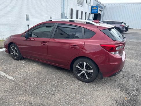 Used 2022 Subaru Impreza 2.0i Premium AWD/4WD image 4