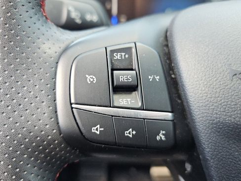 Used 2024 Ford Escape ST-Line AWD/4WD image 11